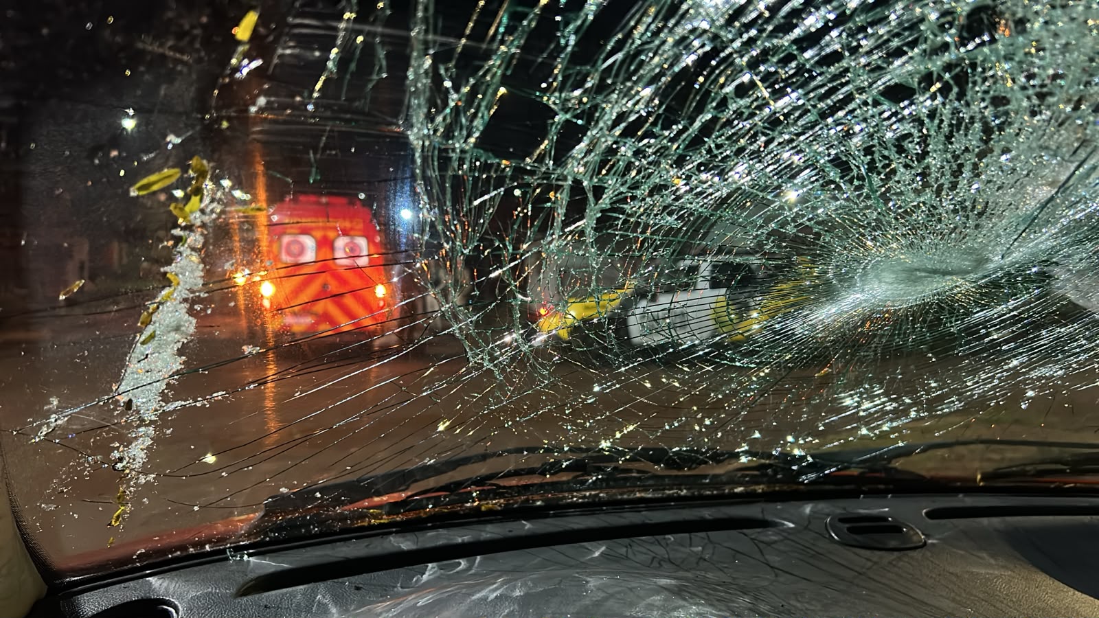 Homem atira pedra contra carro e fere mulher que estava com bebê no Morumbi