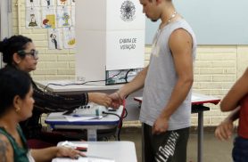 Com envelhecimento da população, eleitorado jovem recua 22% em 16 anos