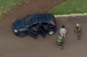 PM apreende 147 kg de maconha em carro na BR-277, em Santa Tereza do Oeste