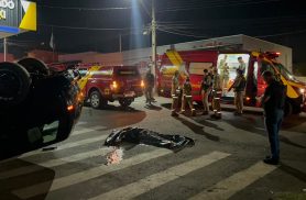 Homem morre após ser baleado e capotar carro na região norte de Cascavel