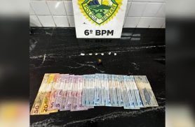 Jovem de 18 anos é preso com crack e dinheiro após ser flagrado vendendo drogas em Cascavel