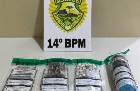 PM apreende cocaína, crack e munição durante ação contra o tráfico em Medianeira PM apreende cocaína, crack e munição durante ação contra o tráfico em Medianeira