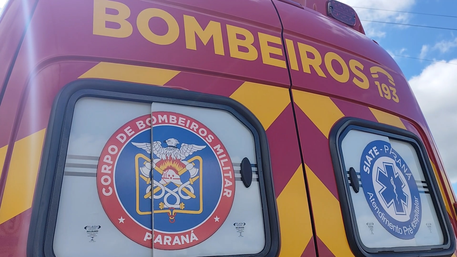 Criança de 7 anos fica ferida após se queimar em churrasqueira em Cascavel