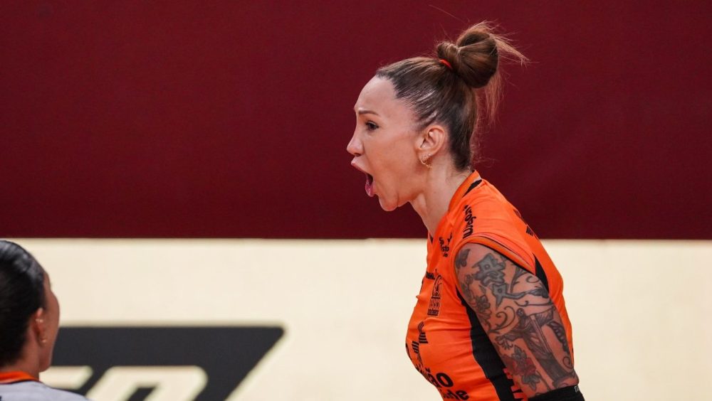 Tifanny se pronuncia após regra que veta trans no vôlei: Imagem referente a Tifanny se pronuncia após regra que veta trans no vôlei: