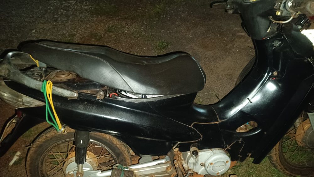Durante abordagem motociclista tenta corromper policiais mas acaba preso em Cascavel Imagem referente a Durante abordagem motociclista tenta corromper policiais mas acaba preso em Cascavel