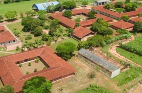 Universidade estadual abre vagas com salários de até R$ 11,2 mil