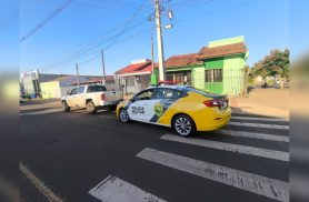 Veículo com mais de R$ 19 mil em débitos é recolhido durante fiscalização no Santa Cruz