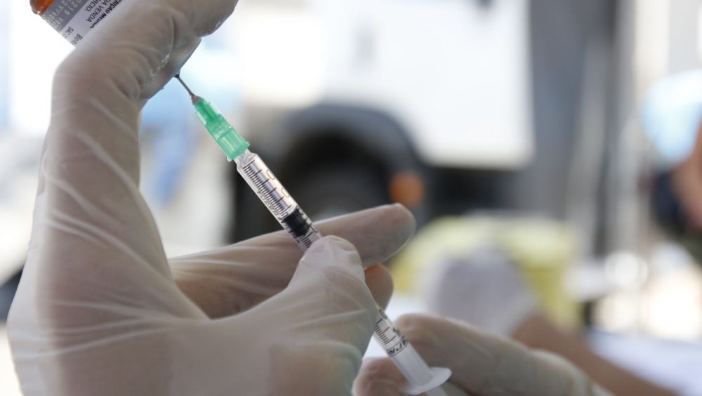 Imagem referente a Mais de 1 milhão de doses de vacinas são aplicadas em São Paulo