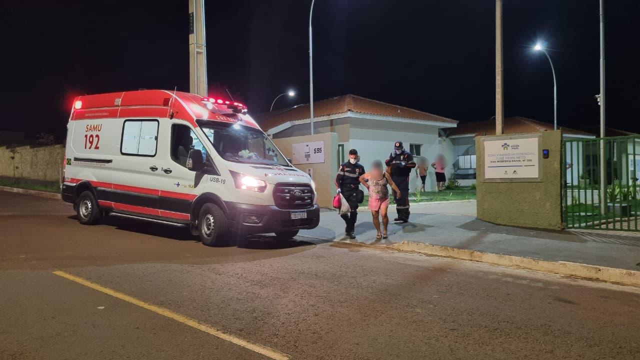 Samu atende idosa com dor abdominal no Bairro Siena