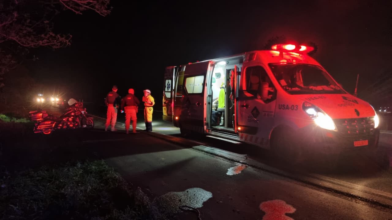 Casal fica ferido após pneu de moto estourar na BR-163 entre Cascavel e Toledo