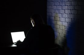 TSE debate combate a deepfake nas eleições