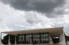 STF retoma julgamento sobre mandato-tampão para governo do Rio STF retoma julgamento sobre mandato-tampão para governo do Rio
