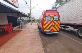Idoso bate a cabeça após cair de telhado em Cascavel