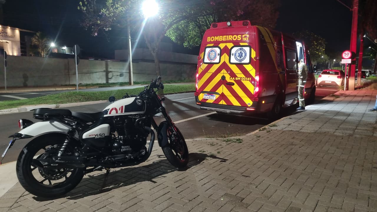 Motociclista fica ferido em colisão com Palio no Alto Alegre