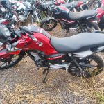 Imagem relativa a Motociclista sem CNH é abordado usando chinelo e tem moto apreendida em Palotina