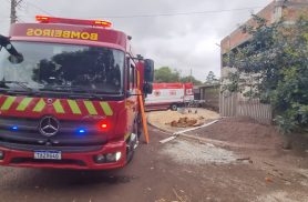 Operário passa mal em obra e precisa ser resgatado de andaime pelos Bombeiros