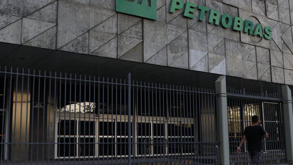 Petrobras negocia exploração em Gana para ampliar presença na África Imagem referente a Petrobras negocia exploração em Gana para ampliar presença na África