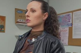 “Ela teria puxado essa criança pelo braço, arrastado dentro de uma sala de aula”, diz delegada sobre prisão de professora