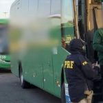 Imagem relativa a Idoso de 82 anos é preso por importunação sexual à adolescente dentro de ônibus em São José dos Pinhais