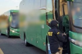 Idoso de 82 anos é preso por importunação sexual à adolescente dentro de ônibus em São José dos Pinhais
