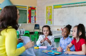 Dia do Supervisor Escolar: quem ajuda a escola a não virar um “cada um por si”