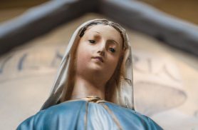 Nossa Senhora Rainha: uma data para celebrar Maria como símbolo de fé e devoção