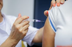 Dia D de Multivacinação mobiliza unidades de saúde de Cascavel neste sábado