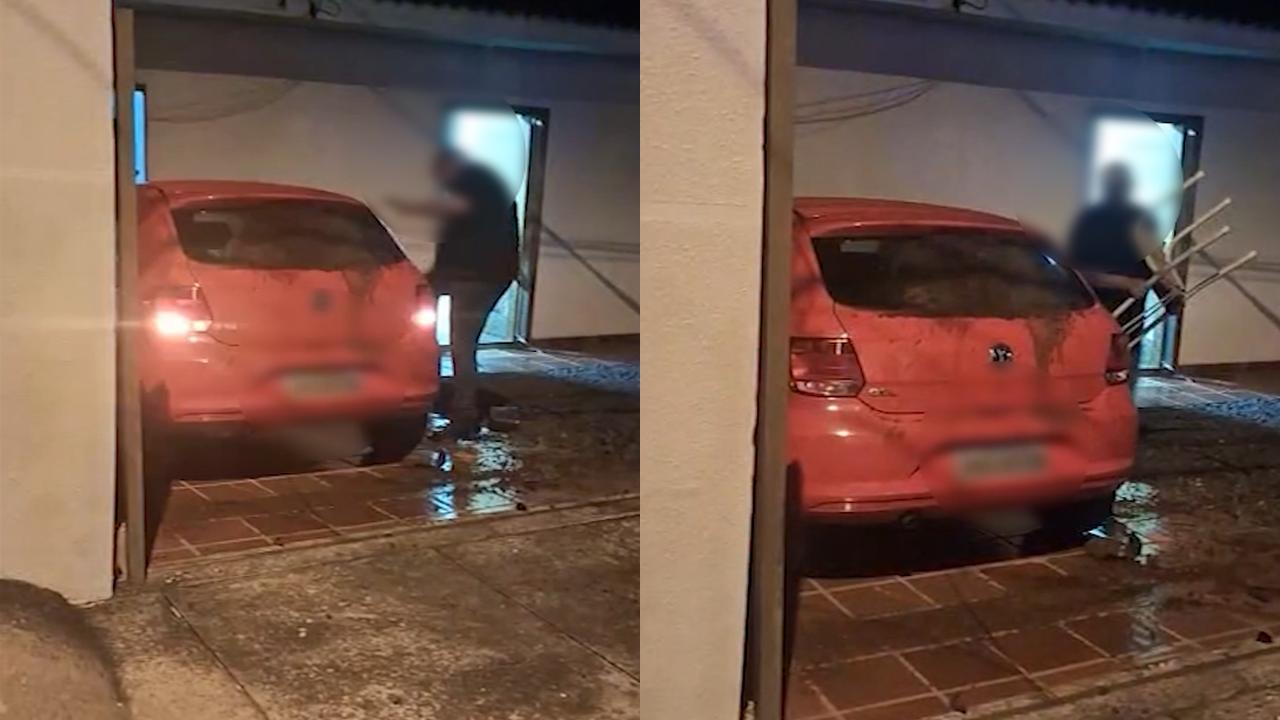 Vídeo mostra homem em surto destruindo veículo na casa da mãe