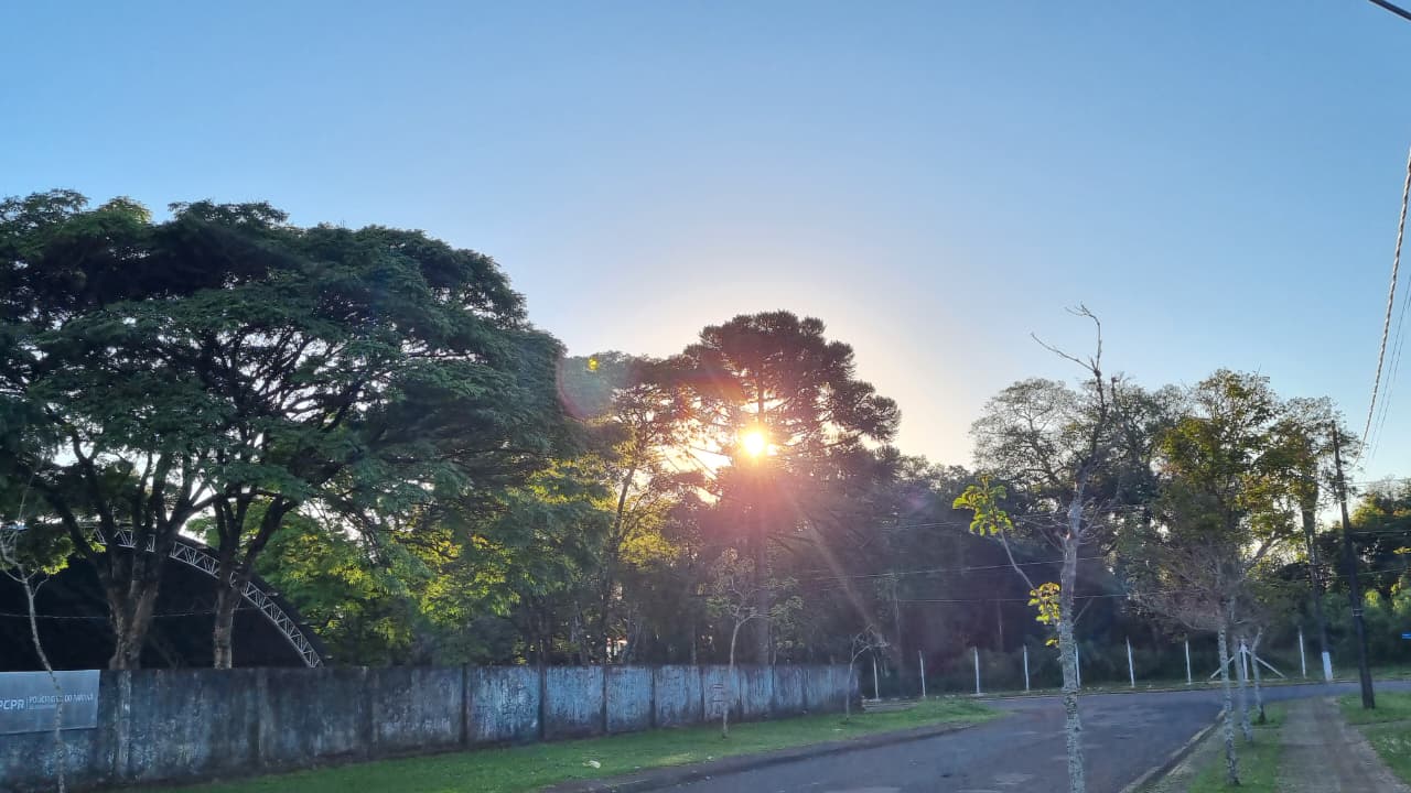 Imagem referente a Domingo será de sol e temperaturas baixas em Cascavel