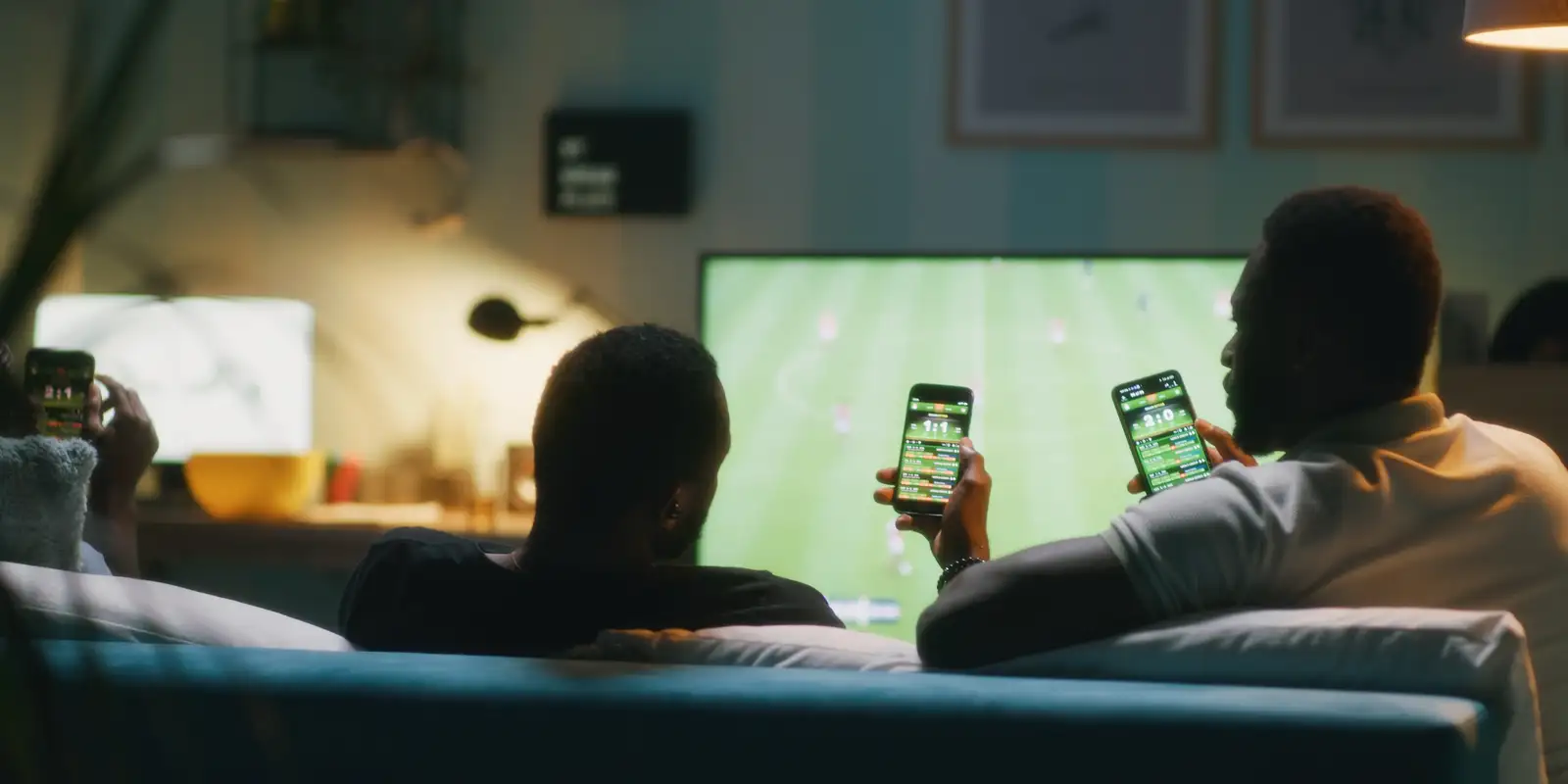 Imagem referente a Apostadores de bet em periferias buscam ajuda após vida virar pesadelo