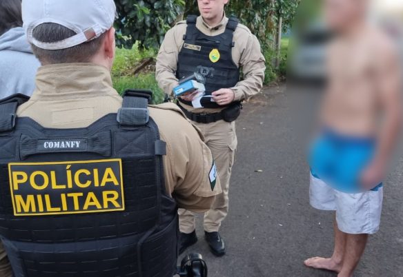 Adolescente que dirigia Ford Ka será encaminhado à delegacia após acidente