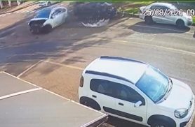 Vídeo mostra colisão entre quatro carros no bairro Country