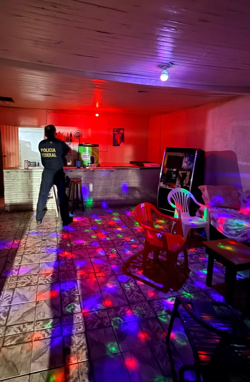 Imagem referente a PF deflagra operação contra tráfico internacional de pessoas no Oeste do Paraná