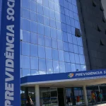 Imagem relativa a Previsão de gastos com INSS em 2027 é reduzida em R$ 5 bilhões