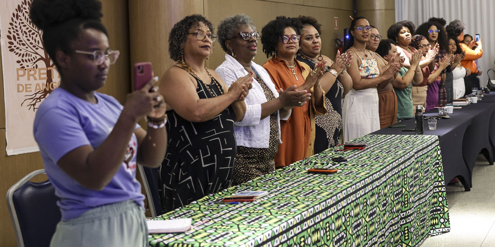 Eleições 2026: mulheres negras divulgam manifesto para candidatos Imagem referente a Eleições 2026: mulheres negras divulgam manifesto para candidatos
