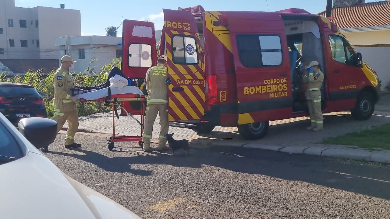 Idoso cai da cama e mobiliza Siate ao bairro Pioneiros Catarinenses