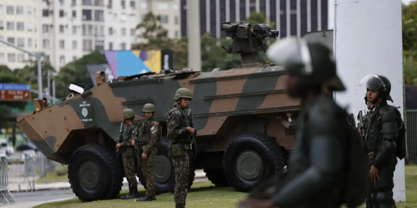 Imagem referente a TSE aprova envio de tropas federais para cinco estados