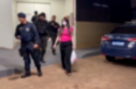Mulher é presa após agredir enfermeira com tapa no rosto dentro da UPA Tancredo