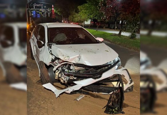 Condutor foge da ROTAM, bate em carro com crianças e desaparece a pé em Iporã