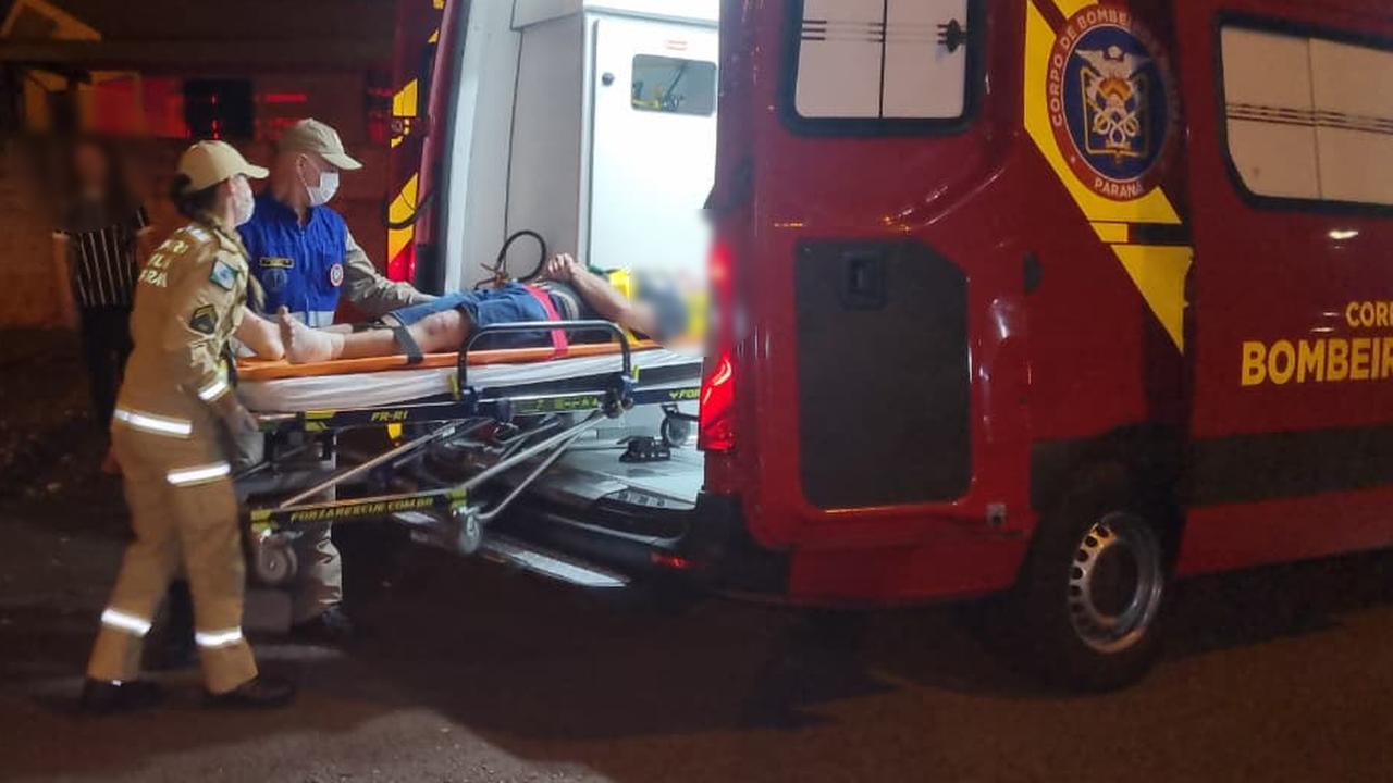 Batida entre moto e Tucson deixa homem ferido no Santa Felicidade