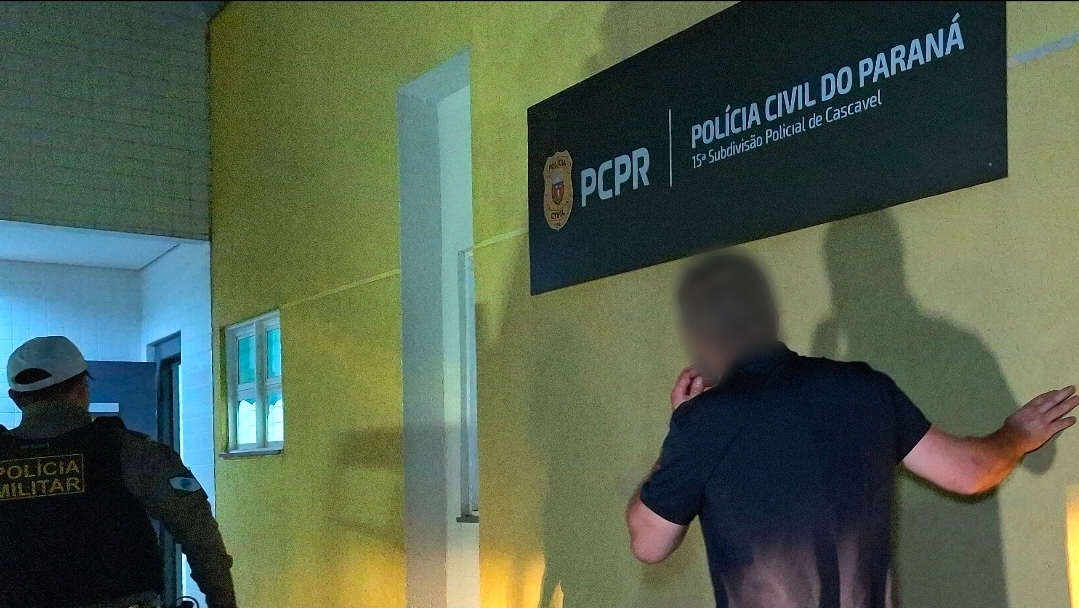 Motorista de Uno é levado à Central de Flagrantes após grave acidente no Floresta