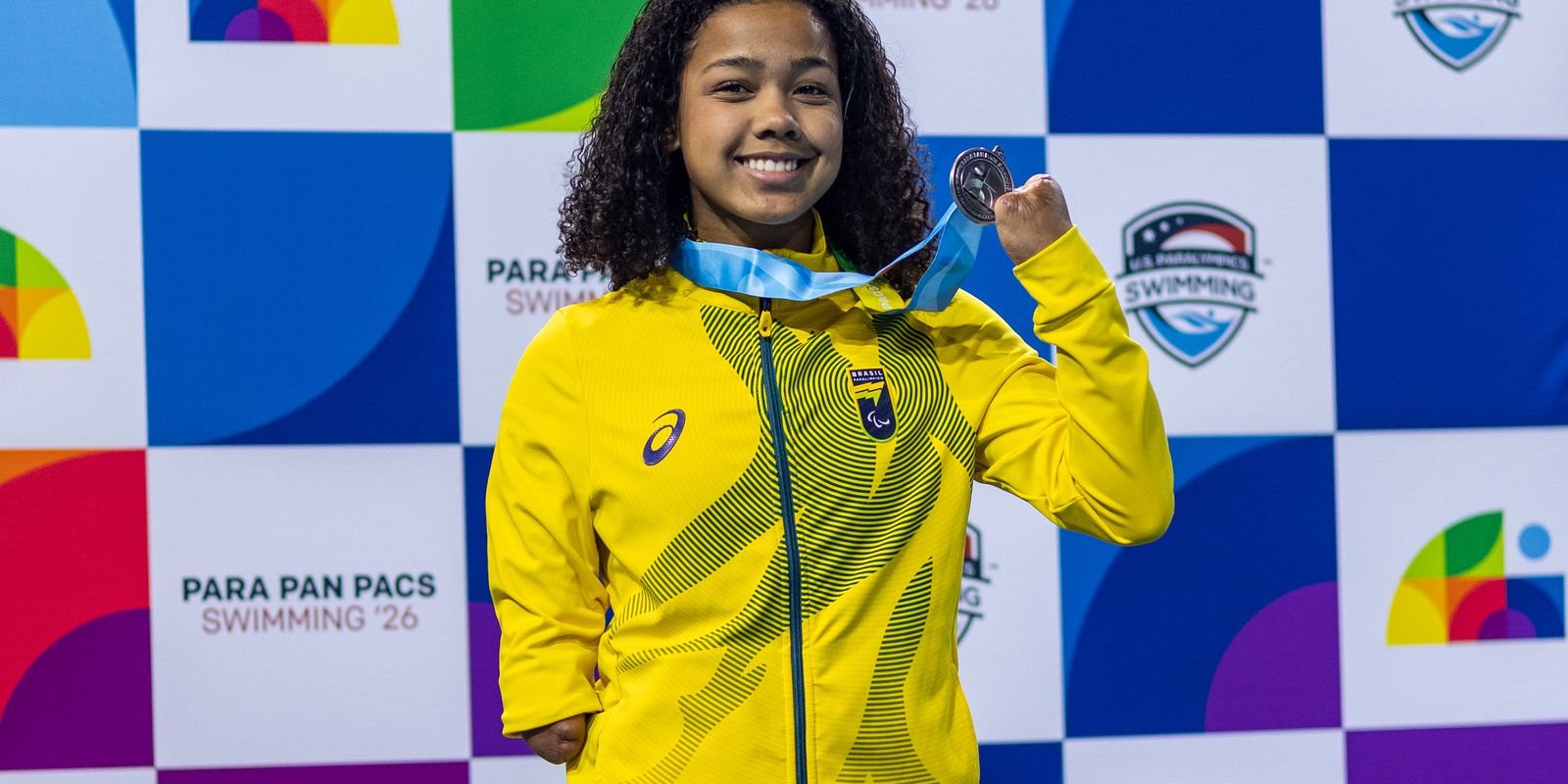Imagem referente a Parapan-Pacífico: nadadora Alessandra quebra recorde mundial