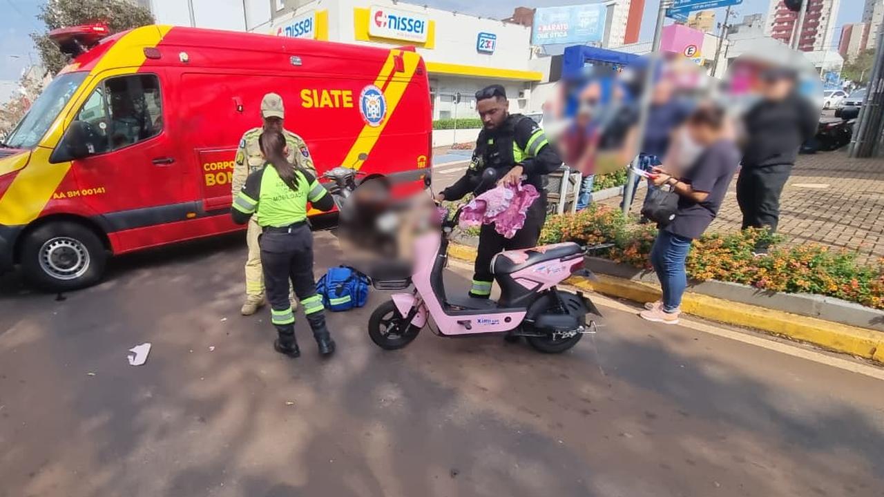 Acidente entre Biz e moto elétrica mobiliza Siate na Avenida Brasil