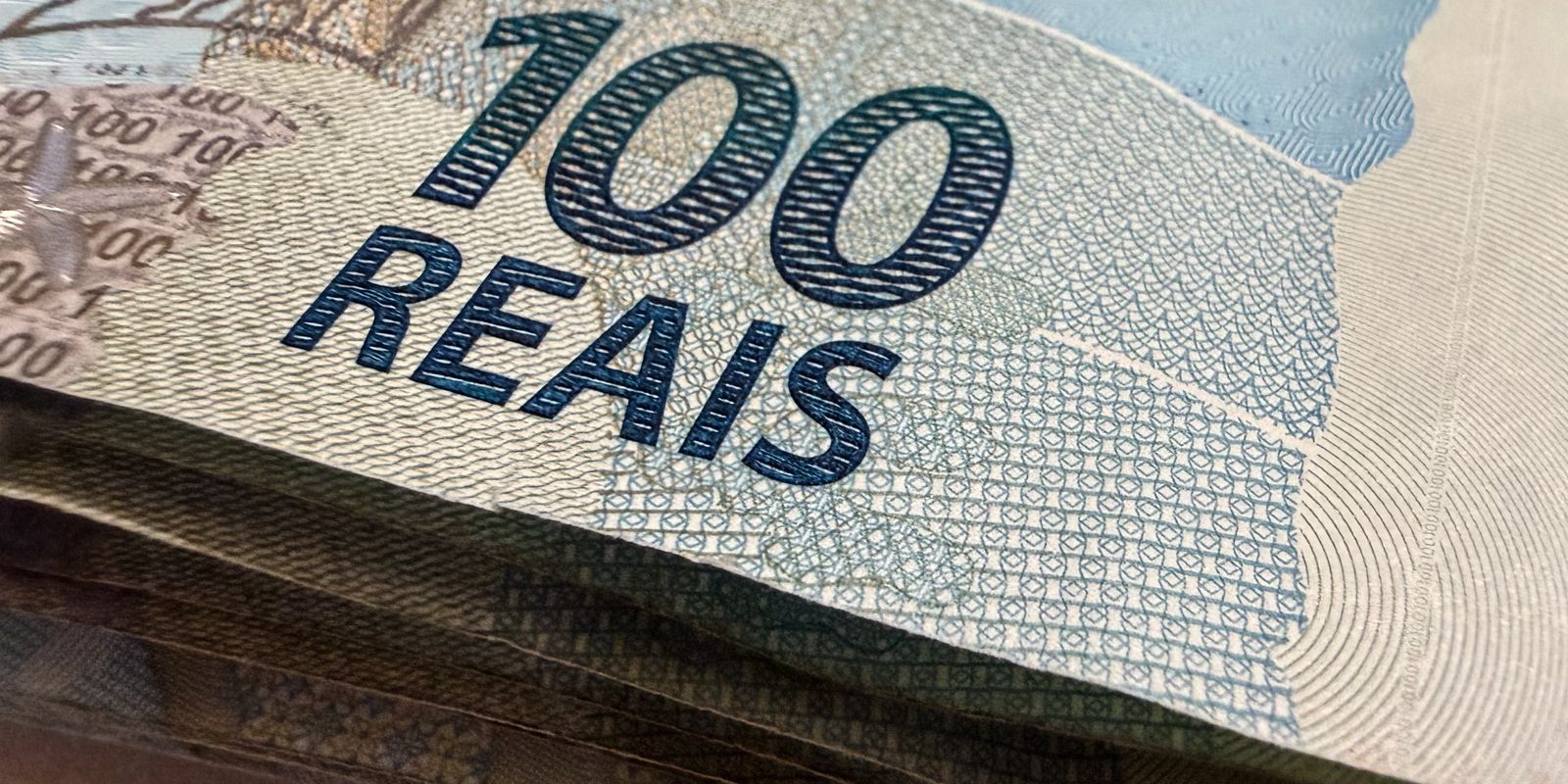 Orçamento de 2027 tem estimativa de superávit de R$ 83,4 bilhões Imagem referente a Orçamento de 2027 tem estimativa de superávit de R$ 83,4 bilhões