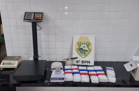 PM apreende quase cinco quilos de maconha no Bairro Florais do Paraná, em Cascavel