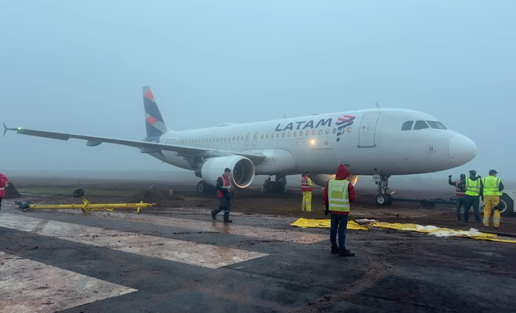 Imagem referente a Aeroporto de Cascavel é reaberto após retirada de avião da Latam