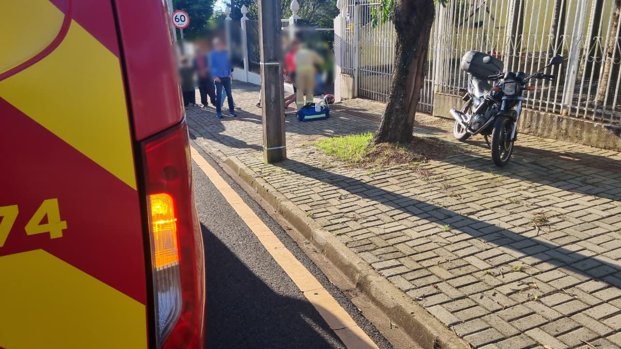 Criança é vítima de acidente de trânsito envolvendo três veículos na Rua Olindo Periolo