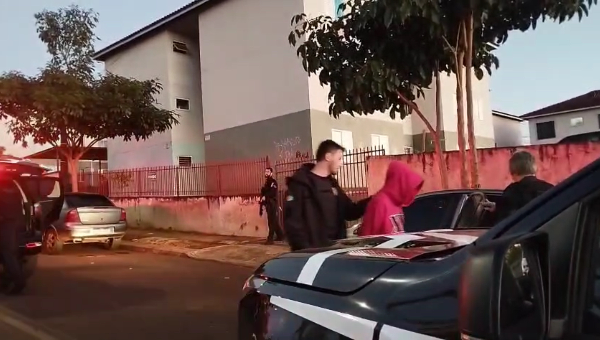 Mandados são cumpridos em operação da Delegacia de Homicídios em Cascavel