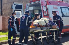 Mulher se tranca em banheiro com faca após briga familiar no bairro Morumbi, em Cascavel