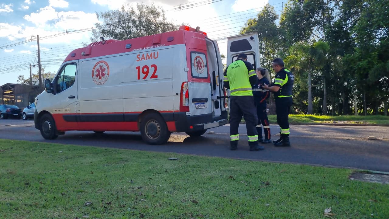 Homem em surto mobiliza SAMU e Guarda Municipal na Avenida Tancredo Neves